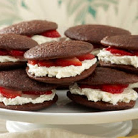 Chocolate-Strawberry Shortcake Whoopie Pies