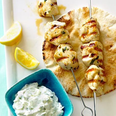 BREAST****Chicken Souvlaki with Tzatziki Sauce (ActiFry)
