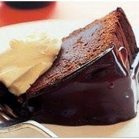 Bittersweet chocolate mud cake