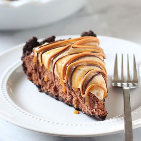 Chocolate Peanut Butter Caramel Mousse Pie