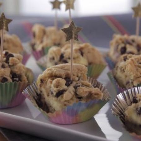 Chocolate Chip Cheesecake Bars