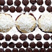 Coconut Whoopie Pies