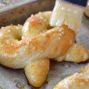 Hot Buttered Fluffy Pretzels