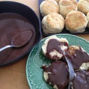 Chocolatr Gravy for Biscuits