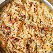 Chicken Mozzarella Pasta with Sun-Dried Tomatoes