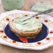 Garlic Herb Avocado Cashew Cream Cheese