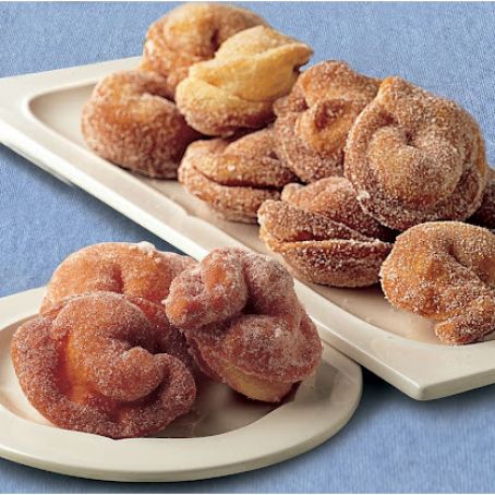 Fried sweet ravioli with fresh ricotta and citrus