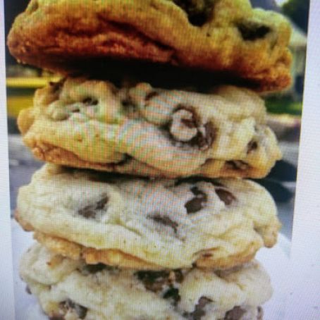 Soft Batch Chocolate Chip Cookies!