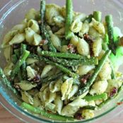 Pesto Pasta with Sun Dried Tomatoes & Veggies