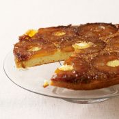 FIVE INGREDIENT PINEAPPLE UPSIDE-DOWN CAKE