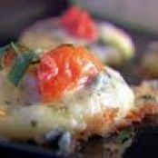 Pizzette with Gorgonzola, Tomato and Basil