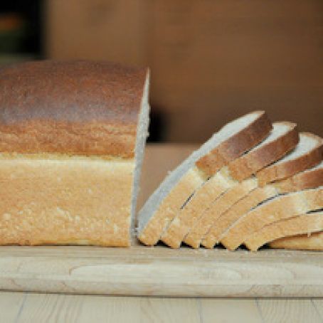 No Knead Whole Wheat Honey Sandwich Bread