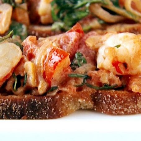 Bruschetta with Shrimp, Tarragon and Arugula