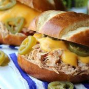 Slow Cooker Jalapeño Popper Chicken Sandwiches