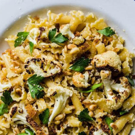 Roasted Cauliflower Pasta