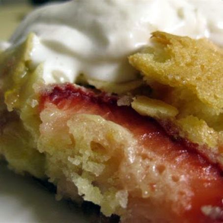 Strawberry Swedish Visiting Cake