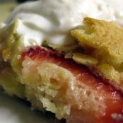 Strawberry Swedish Visiting Cake