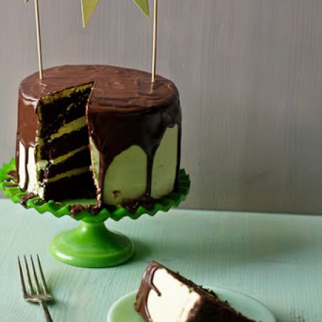 Dark Chocolate Stout Cake with Minty Swiss Buttercream & Ganache