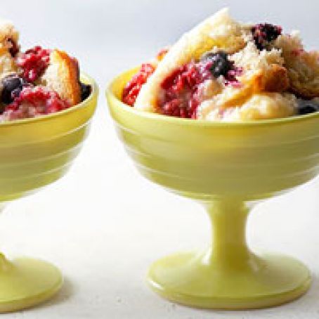 Lemon-Berry Pudding Cake