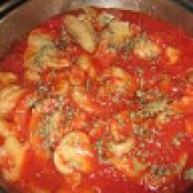 Salsa de tomate con hongos