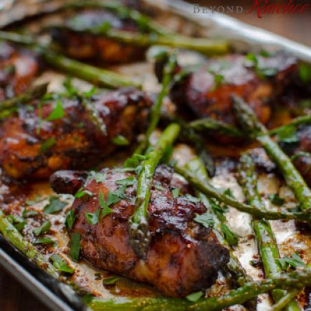 Soy Balsamic Thighs with Asparagus
