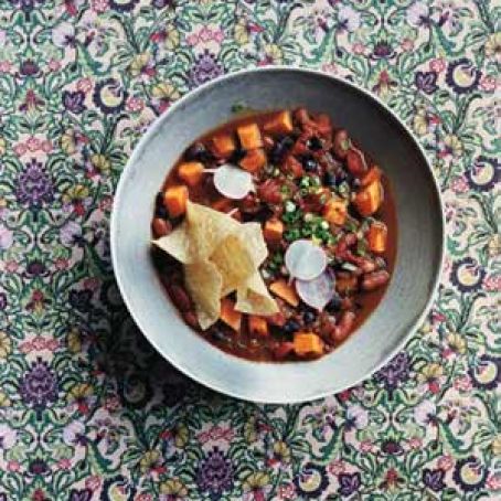 Slow-Cooker Vegetarian Chili With Sweet Potatoes