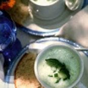 Chilled Cucumber Mint Soup