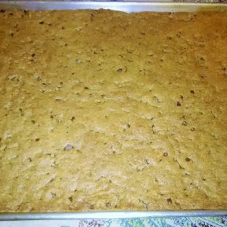 Malted Chocolate Chip Cookie Bars