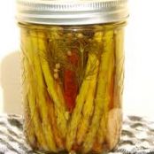 Spicy Pickled Asparagus Spears