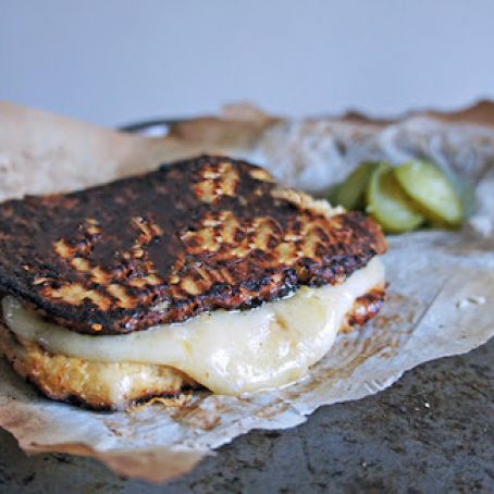 Cauliflower Grilled Cheese (Atkins)