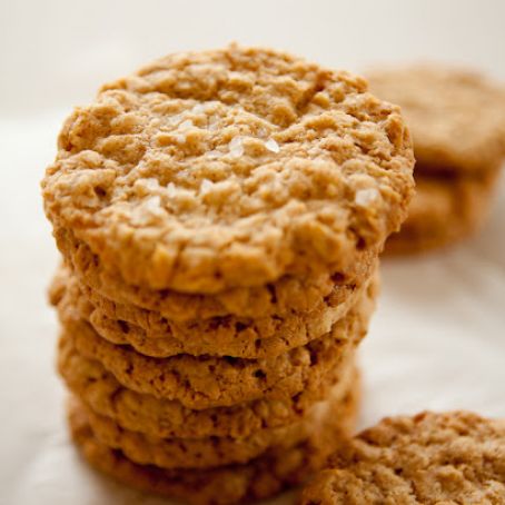 Mom's Crisp Oatmeal Cookies