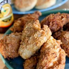 Pioneer Woman's Buttermilk Fried Chicken Recipe