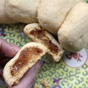 Taiwanese Pineapple Cakes (Fung Li Su)