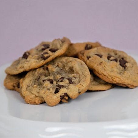 CHOCOLATE CHIP CRUNCH COOKIES