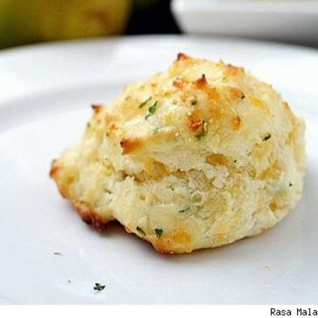Red Lobster Chedder Biscuits
