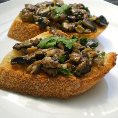 Mushroom Saute Crostini***