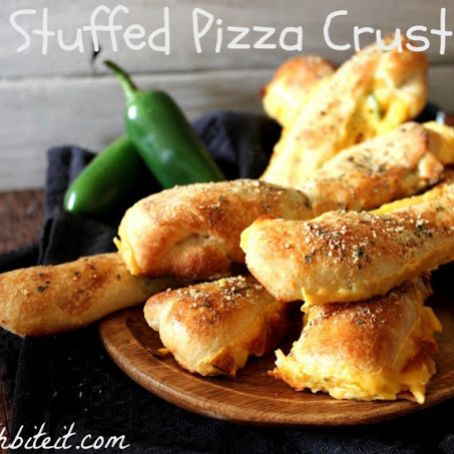Stuffed Pizza Crust