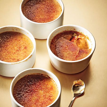 Maple-Gingerbread Pots de Crème