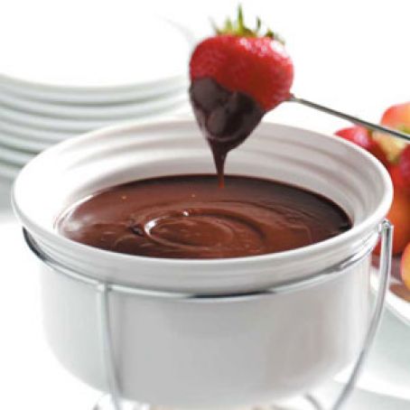 Chocolate Raspberry Fondue - The Melting Pot