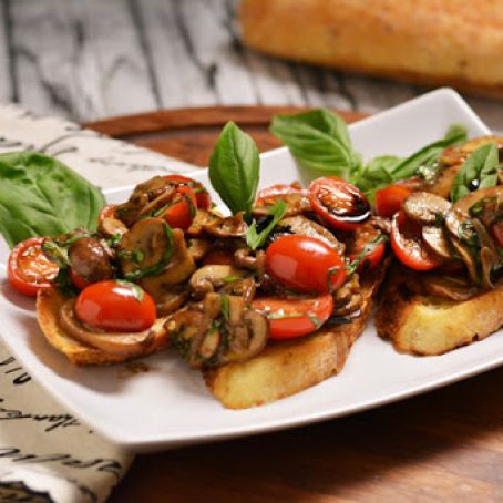 MUSHROOM AND FRESH TOMATO BRUSCHETTA