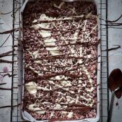 CHOCOLATE MARSHMALLOW CRISPY CAKES