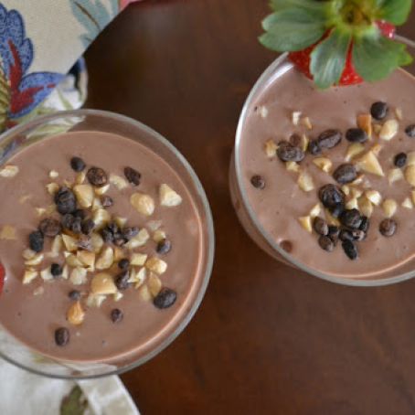 Peanut Milk, Banana, & Cocoa Smoothie-Shake