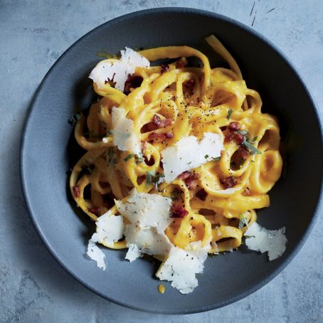 Paleo Winter Squash Carbonara with Pancetta and Sage