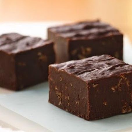 Sugar Cookie Chocolate Crunch Fudge