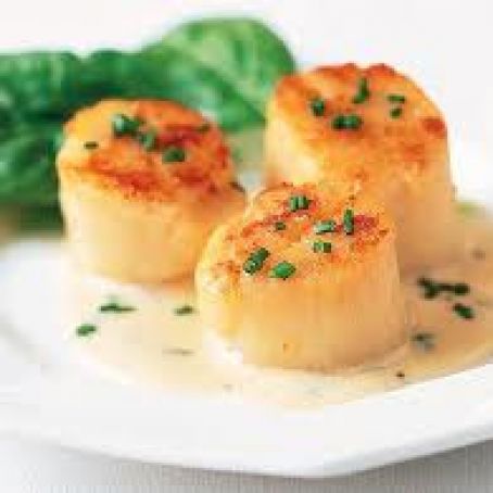 Scallops with Garlic and Cognac