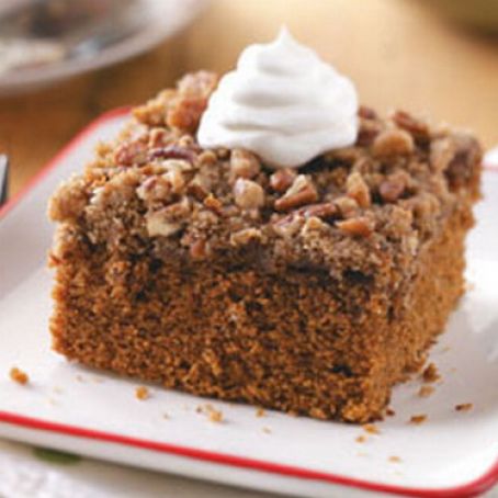 Gingerbread with Crunchy Topping