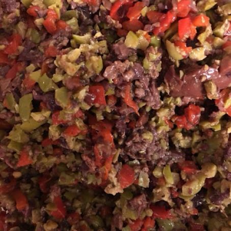 Lise’s Olive thingy! (Olive tapenade with goat cheese crostini)