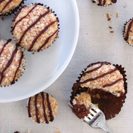 Samoa Cupcakes