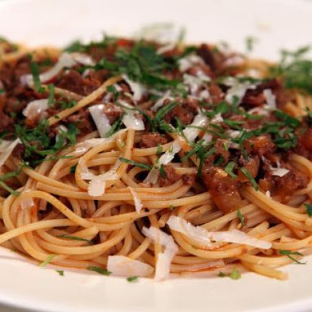 Spaghetti with Bacon and Beef Sauce