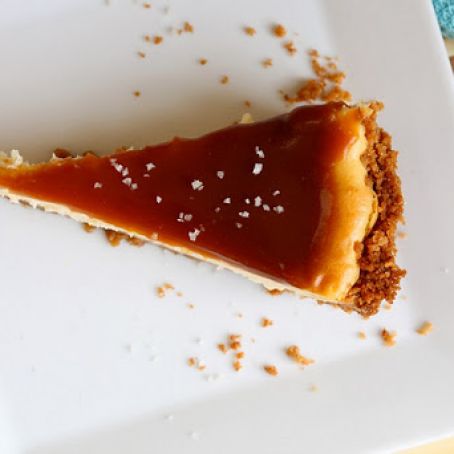 Salted Caramel Cheesecake Pie